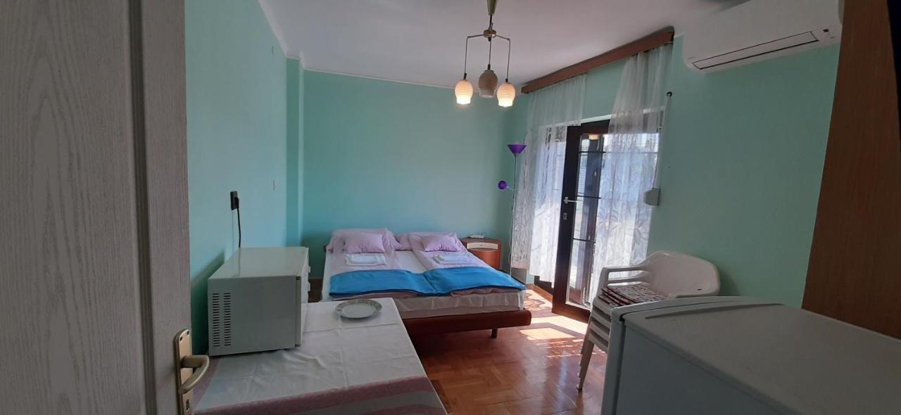 Hotel Nagy Vendeghaz Badacsonytomaj Exterior foto